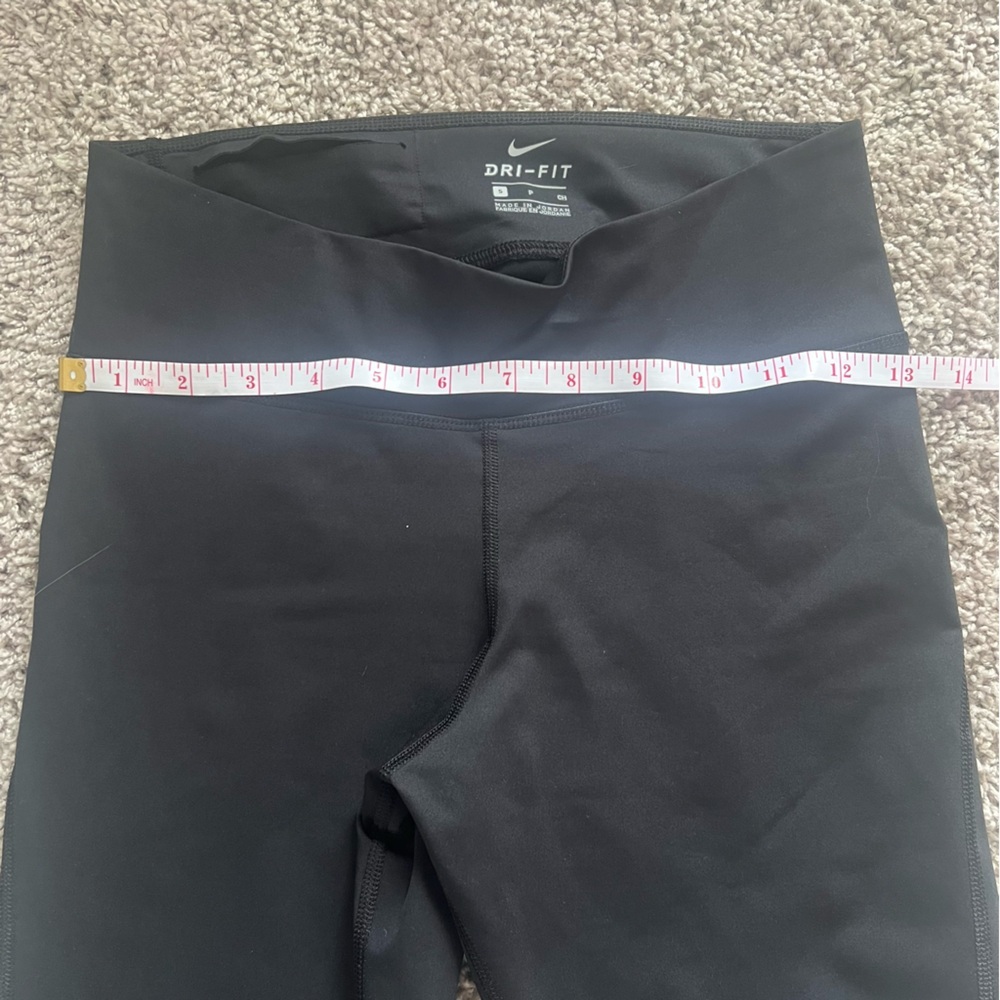 {Nike} Dri-Fit Cropped Mesh Leggings - Picture 5 of 12